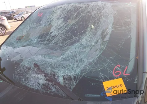 2018 Volkswagen Tiguan 2.0T Se/2.0T Sel z USA, uszkodzony, nr VIN 3VV2B7AXXJM086084